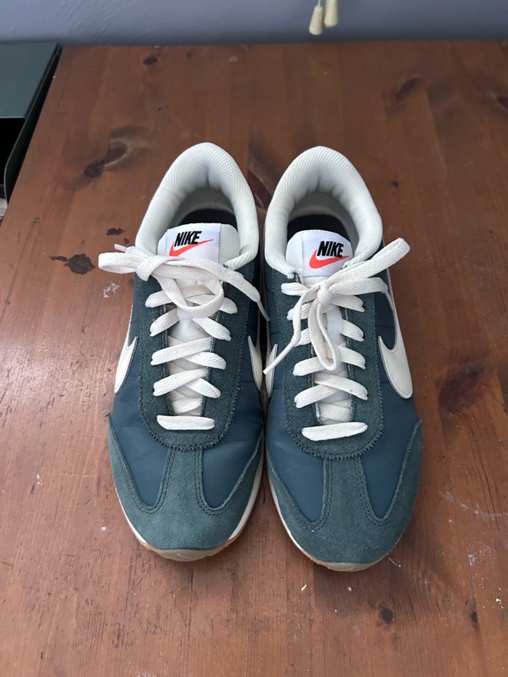 Nike Pacific Sneaker